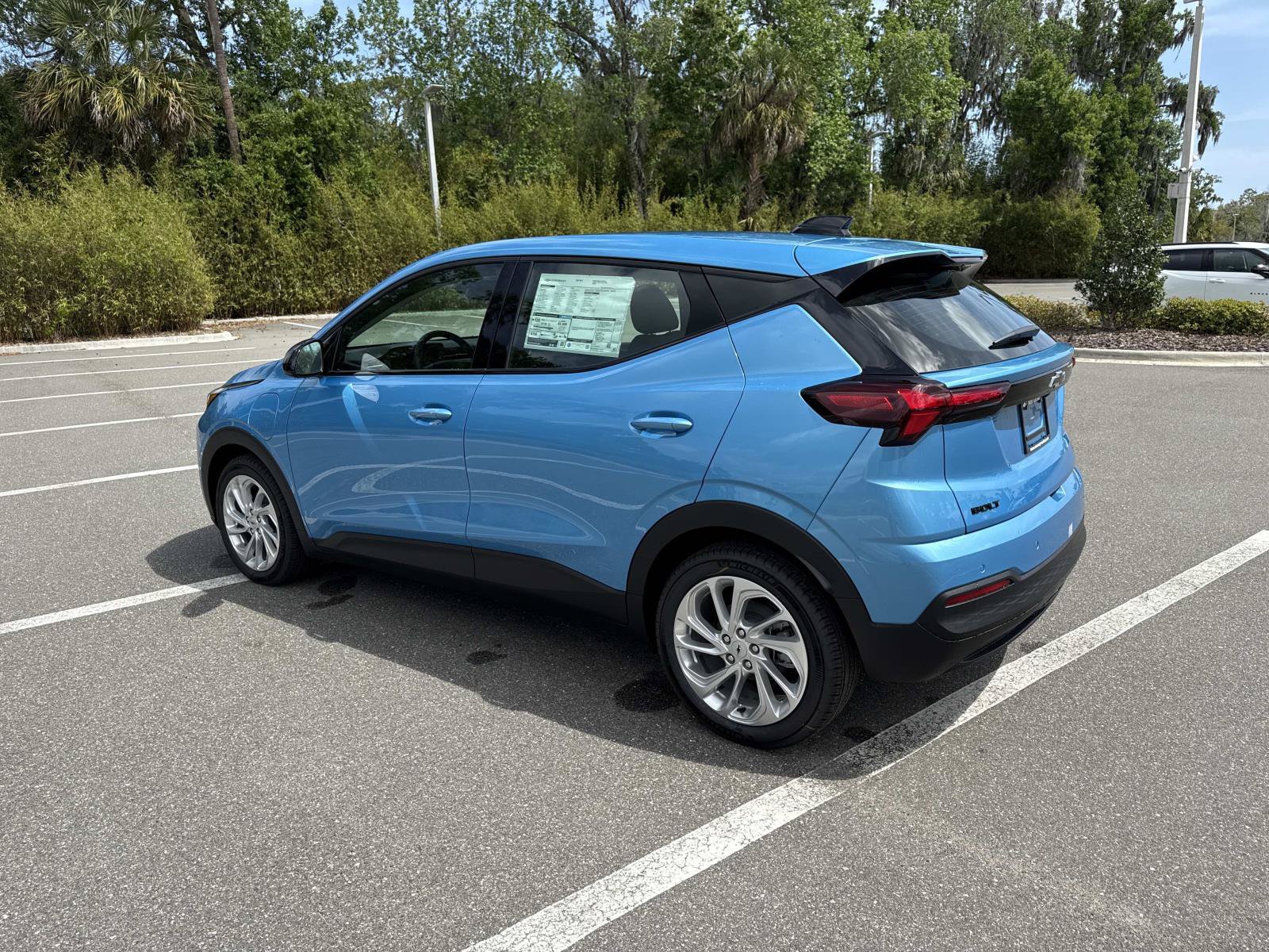 New 2027 Chevrolet Bolt LT w/ Comfort Package FWD image 5