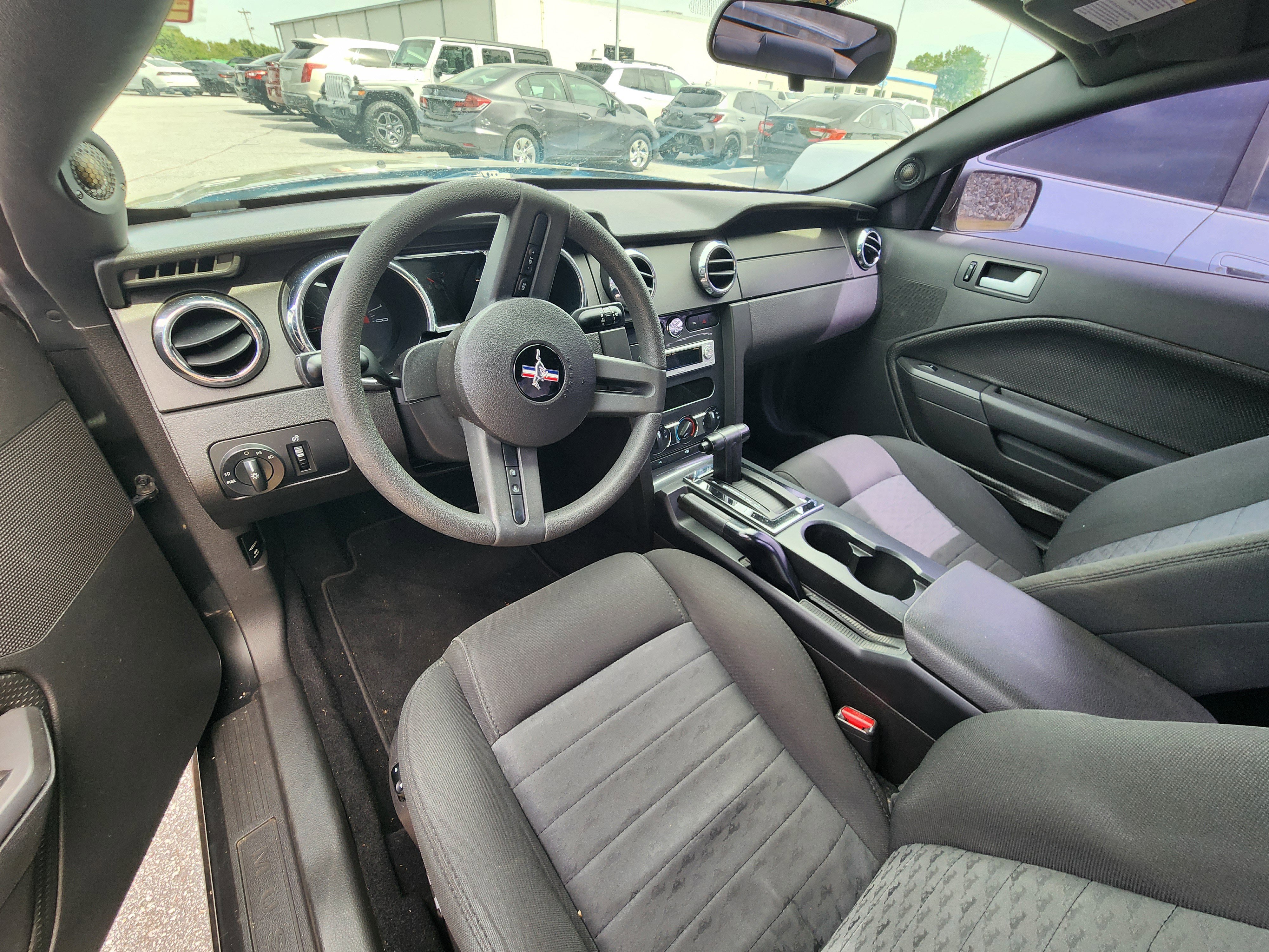 Used 2008 Ford Mustang GT RWD image 11