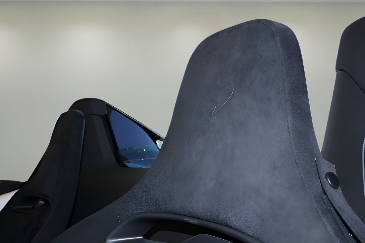 New 2026 McLaren Artura Spider RWD image 11