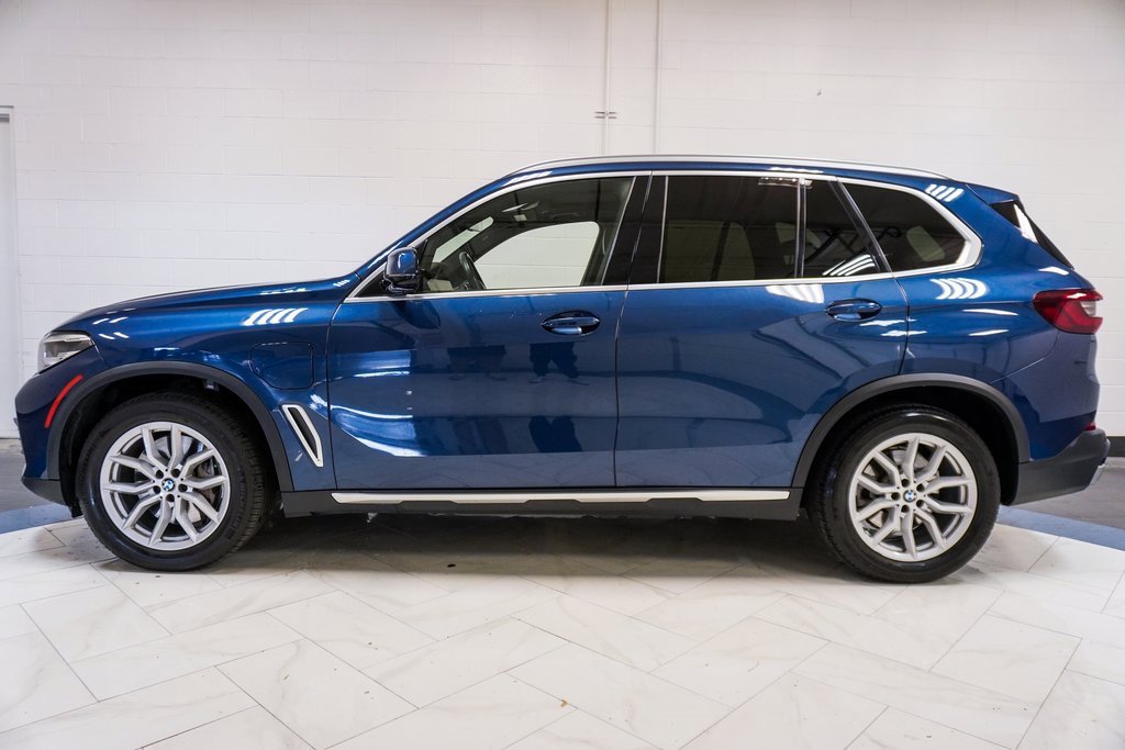 Used 2021 BMW X5 xDrive45e w/ Premium Package image 38