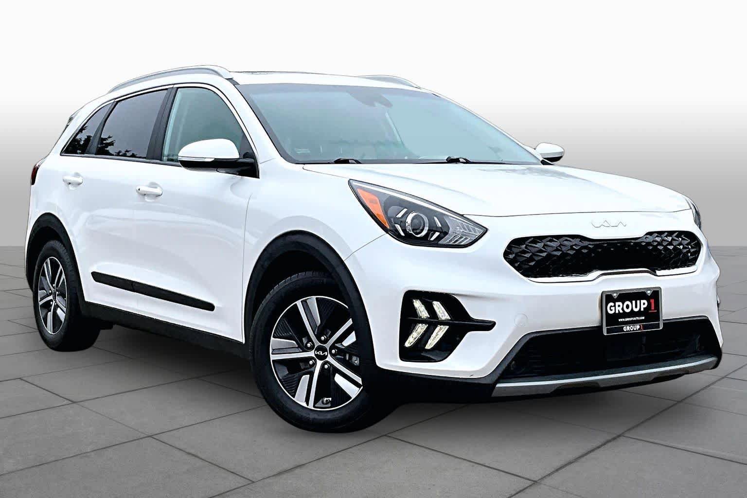 Used 2022 Kia Niro EX Premium FWD image 3