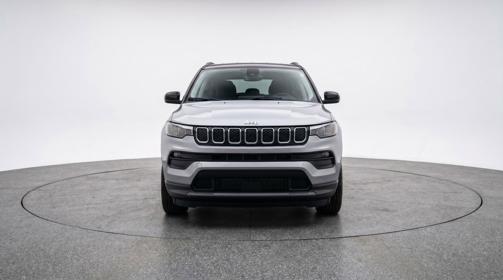 Used 2025 Jeep Compass Limited AWD/4WD image 2