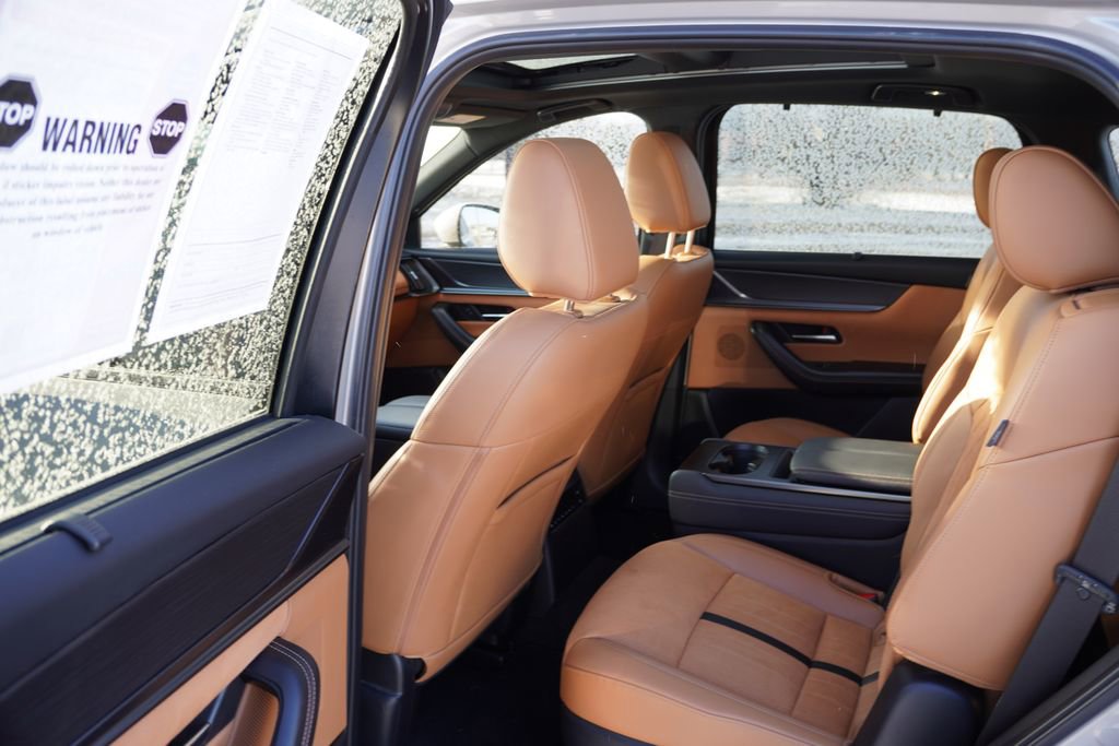 Used 2024 MAZDA CX-90 3.3 Turbo S w/ Premium Plus image 16