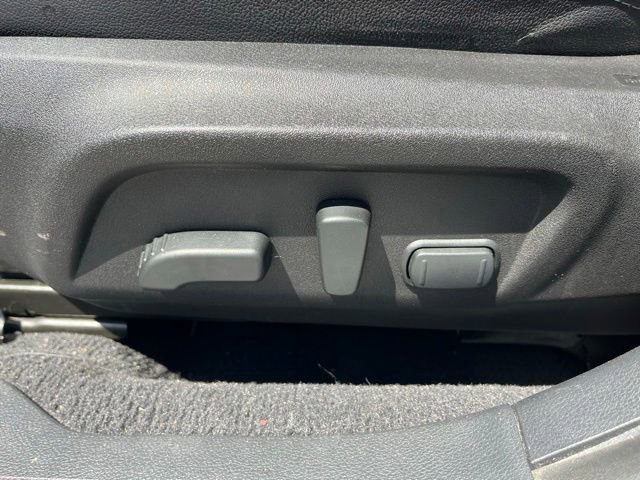 Used 2017 Subaru Outback 2.5i Limited AWD/4WD image 22
