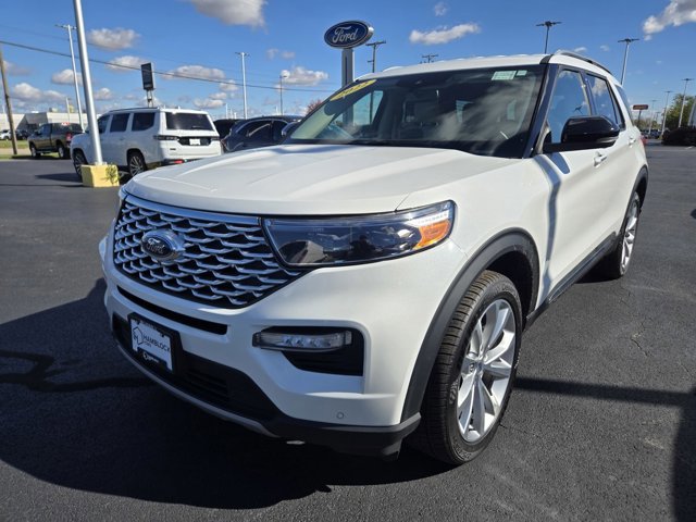 Used 2022 Ford Explorer Platinum w/ Equipment Group 601A image 4
