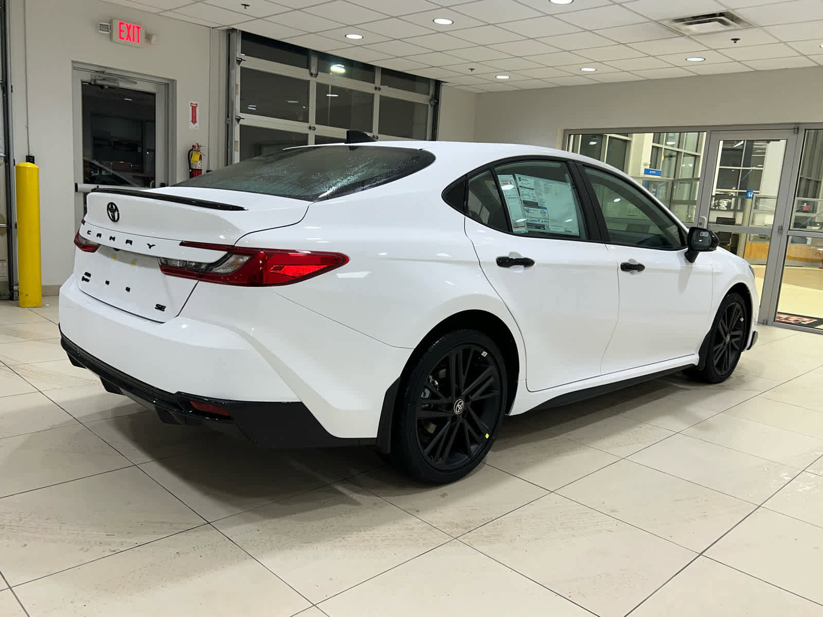 New 2026 Toyota Camry Hybrid w/ Multimedia Upgrade Package image 6