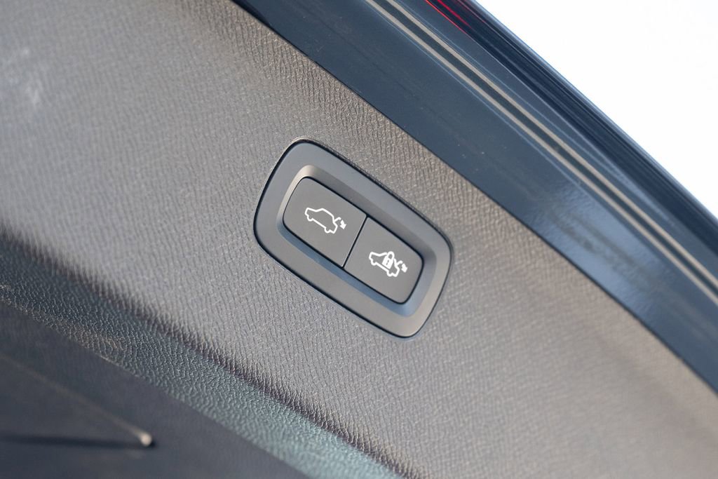 Used 2021 Volvo XC90 T6 Inscription w/ Advanced Package AWD/4WD image 40