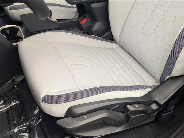 New 2025 MINI Cooper Countryman SE image 4