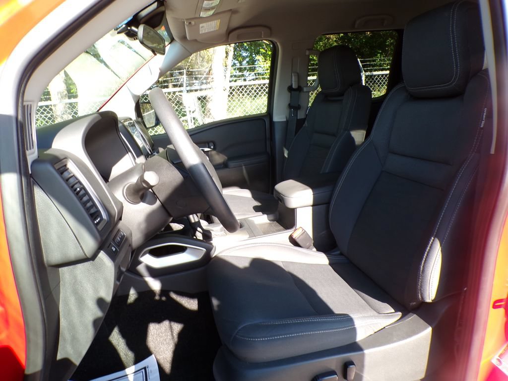 Used 2022 Nissan Frontier SV w/ Technology Package AWD/4WD image 13