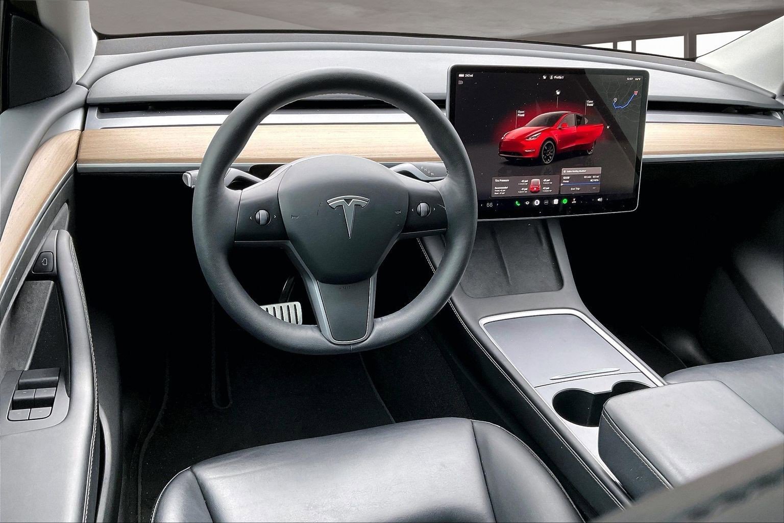 Used 2022 Tesla Model Y Performance image 8