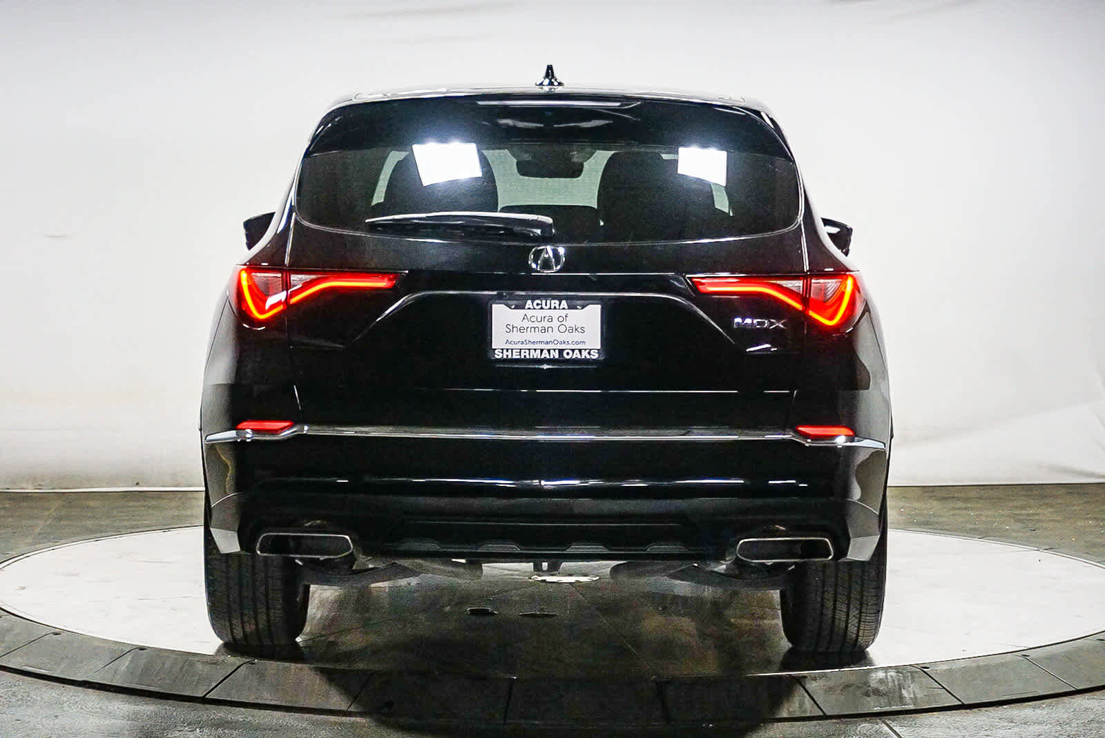 Used 2023 Acura MDX FWD image 7