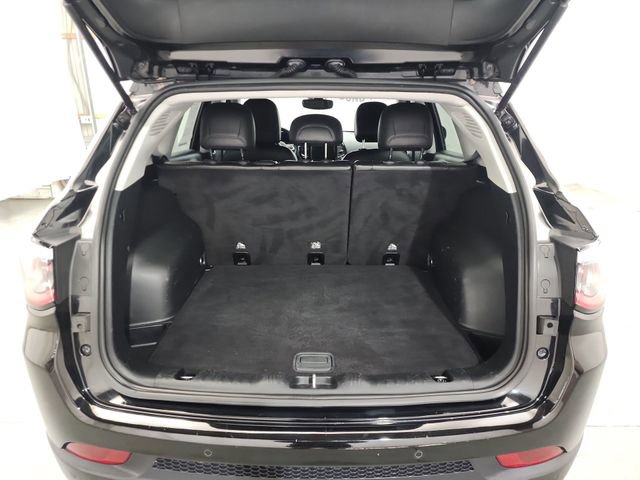 Used 2018 Jeep Compass Limited w/ Navigation Group image 24