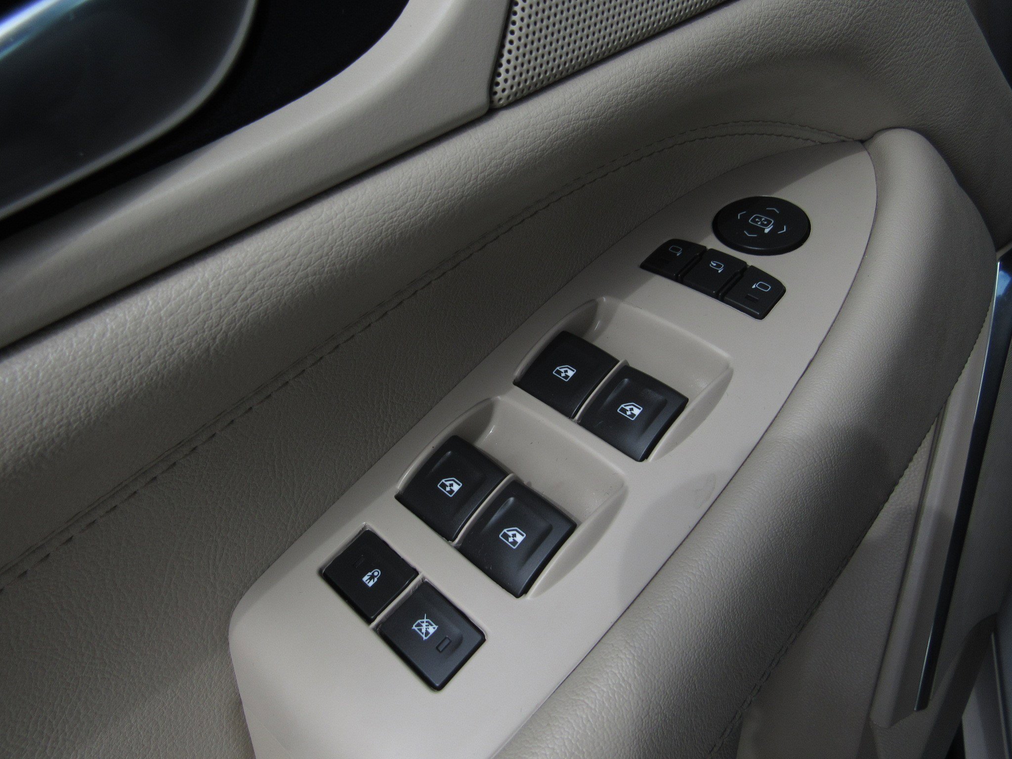 Used 2019 Cadillac Escalade Luxury image 21