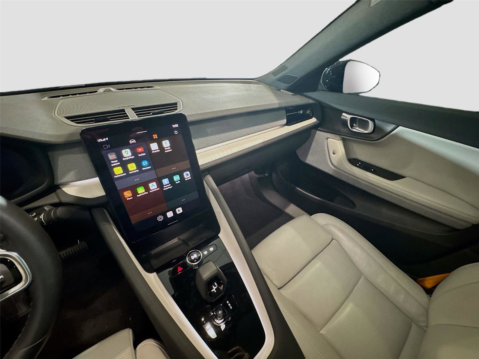 Used 2023 Polestar Polestar 2 Performance w/ Pilot Pack image 8