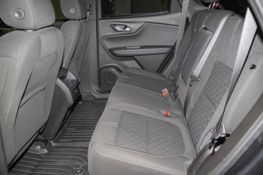 Used 2022 Chevrolet Blazer LT FWD image 11