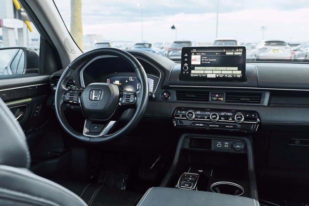 Used 2023 Honda Pilot Elite image 33