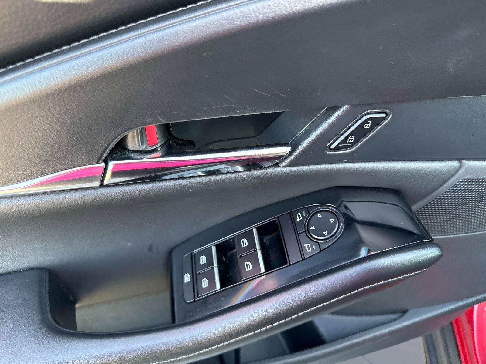 Certified 2025 MAZDA CX-30 AWD 2.5 S w/ Preferred Package image 21