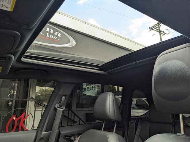 Used 2025 Subaru Forester Sport w/ Popular Package #1 AWD/4WD image 9