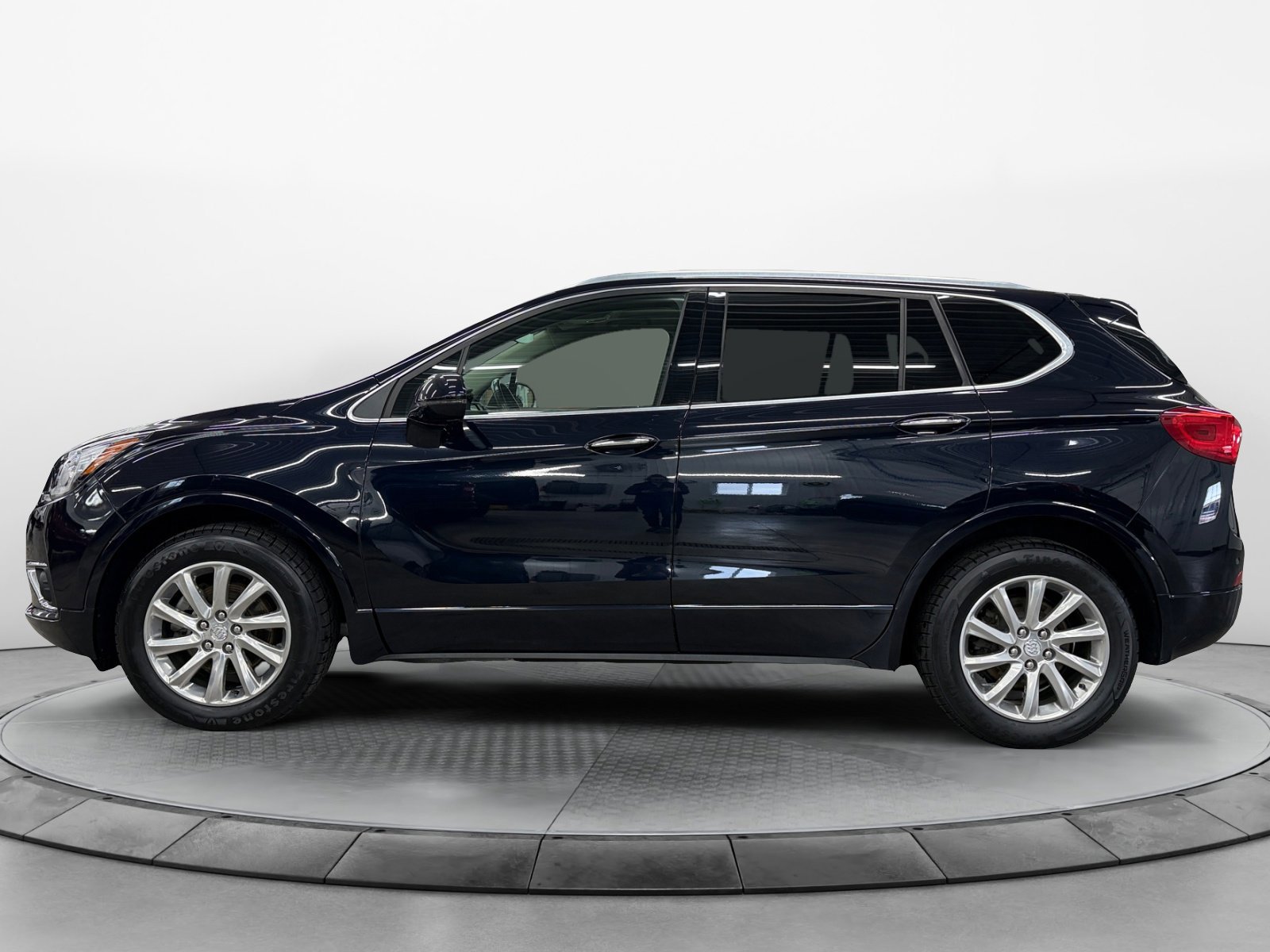 Used 2020 Buick Envision Essence image 3