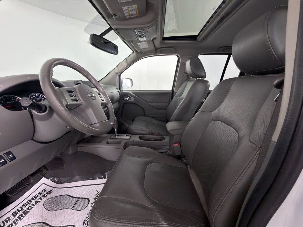 Used 2019 Nissan Frontier SL image 12