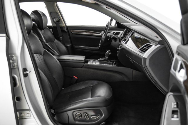 Used 2017 Genesis G80 3.8 image 30