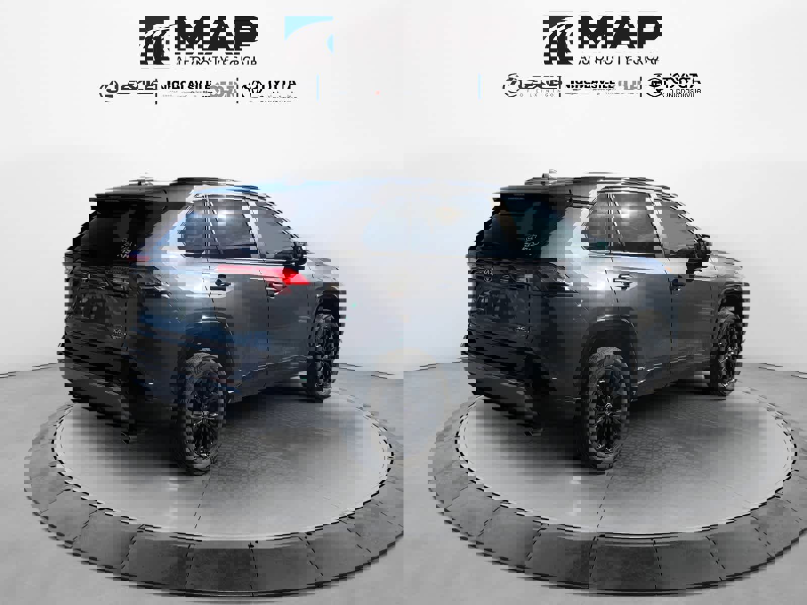 Used 2023 Toyota RAV4 SE w/ Convenience Package image 5