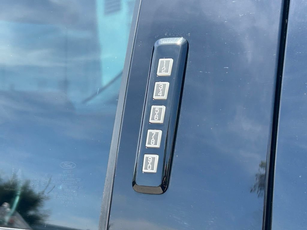 Certified 2024 Ford F350 Lariat w/ Lariat Ultimate Package AWD/4WD image 17
