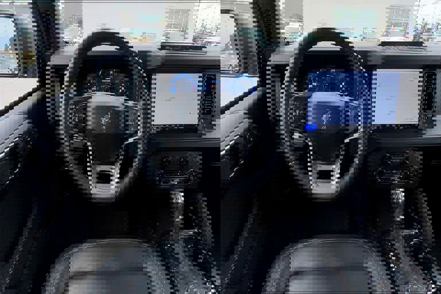 Certified 2025 Ford Bronco Badlands AWD/4WD image 6