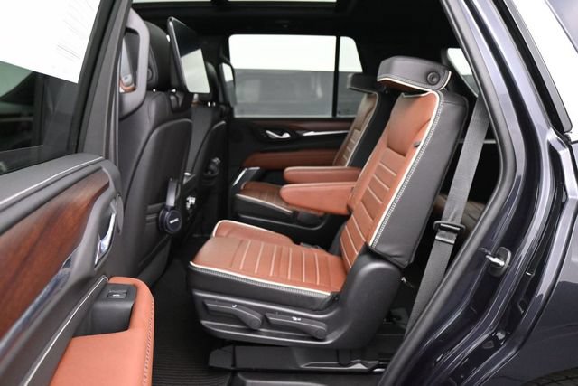 Used 2024 GMC Yukon Denali Ultimate AWD/4WD image 27