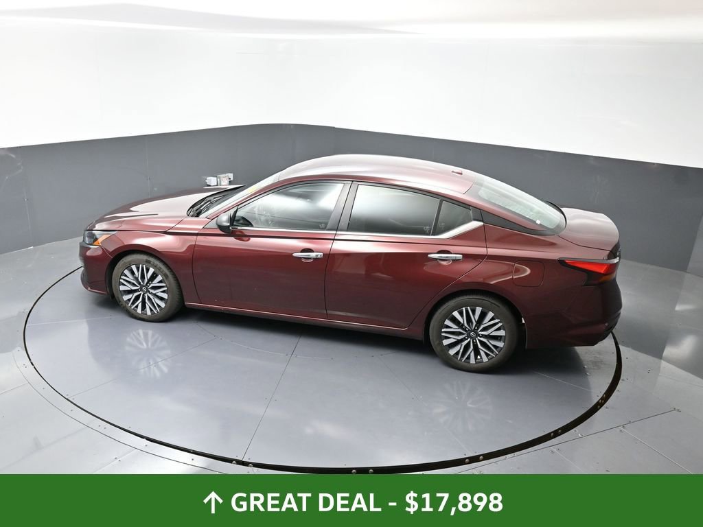 Used 2024 Nissan Altima 2.5 SV image 46