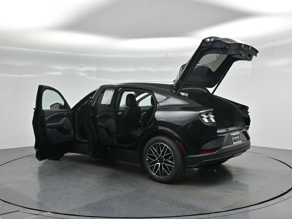 New 2026 Ford Mustang Mach-E Premium w/ Technology Package RWD image 34