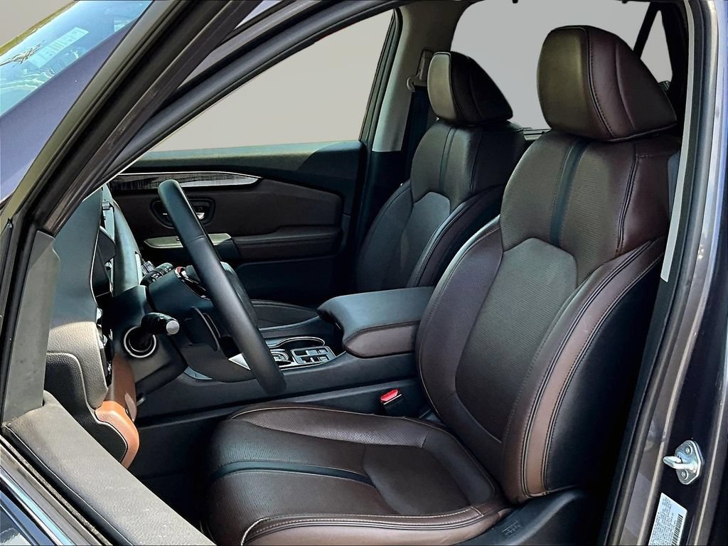 Used 2023 Honda Pilot Elite image 25