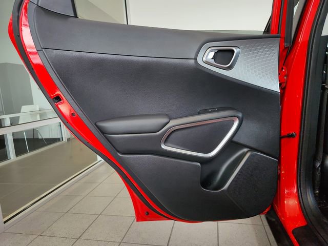 Certified 2023 Kia Soul LX w/ LX Technology Package FWD image 20