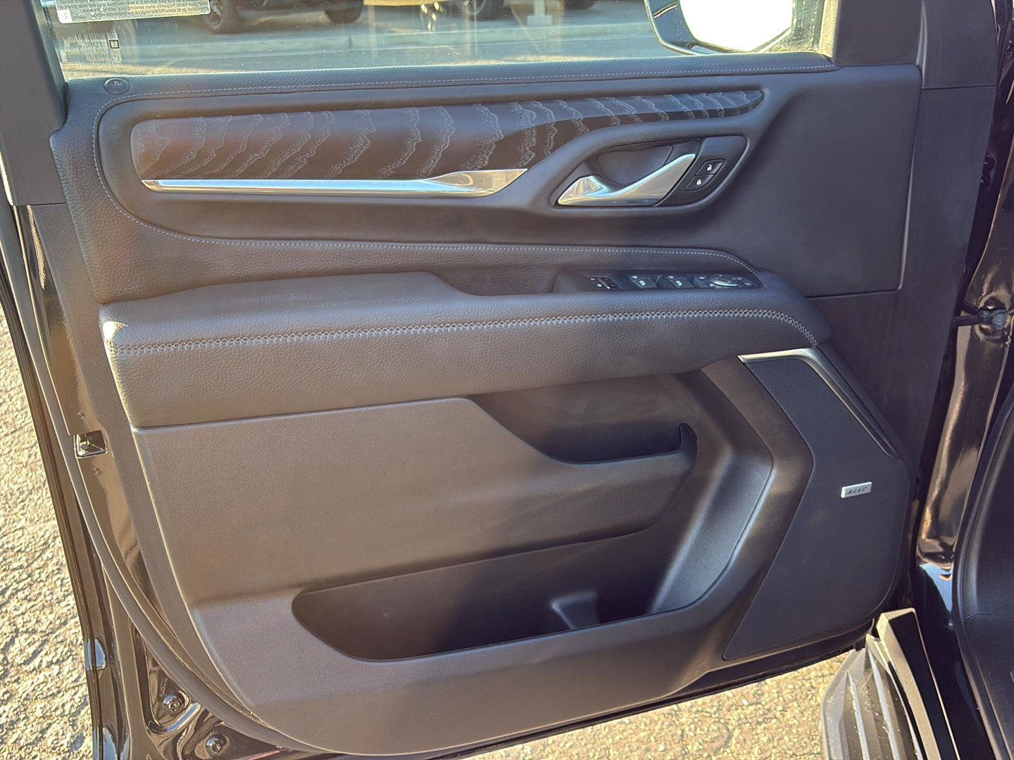 Used 2024 GMC Yukon Denali AWD/4WD image 10