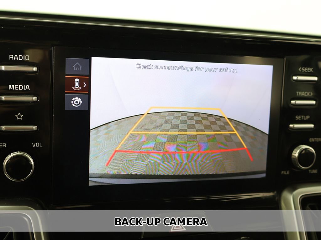 Used 2023 Kia Sorento LX image 5