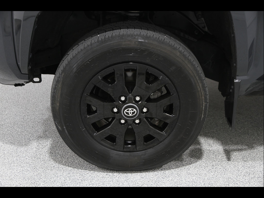 Used 2024 Toyota Tacoma SR AWD/4WD image 21