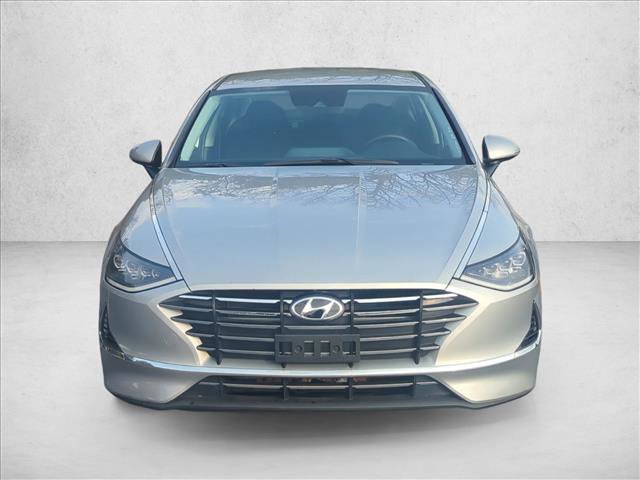 Used 2023 Hyundai Sonata SE image 2