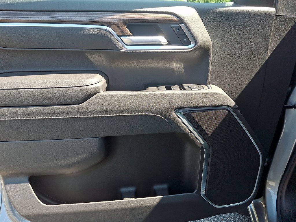 New 2026 Chevrolet Silverado 1500 LT AWD/4WD image 8