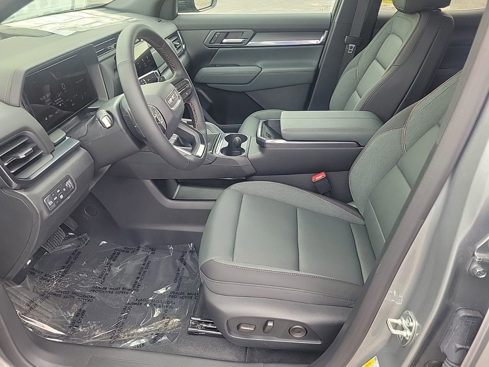 New 2026 GMC Terrain AT4 w/ Convenience Package III AWD/4WD image 9