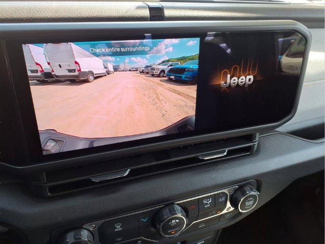 New 2026 Jeep Gladiator Sport AWD/4WD image 27