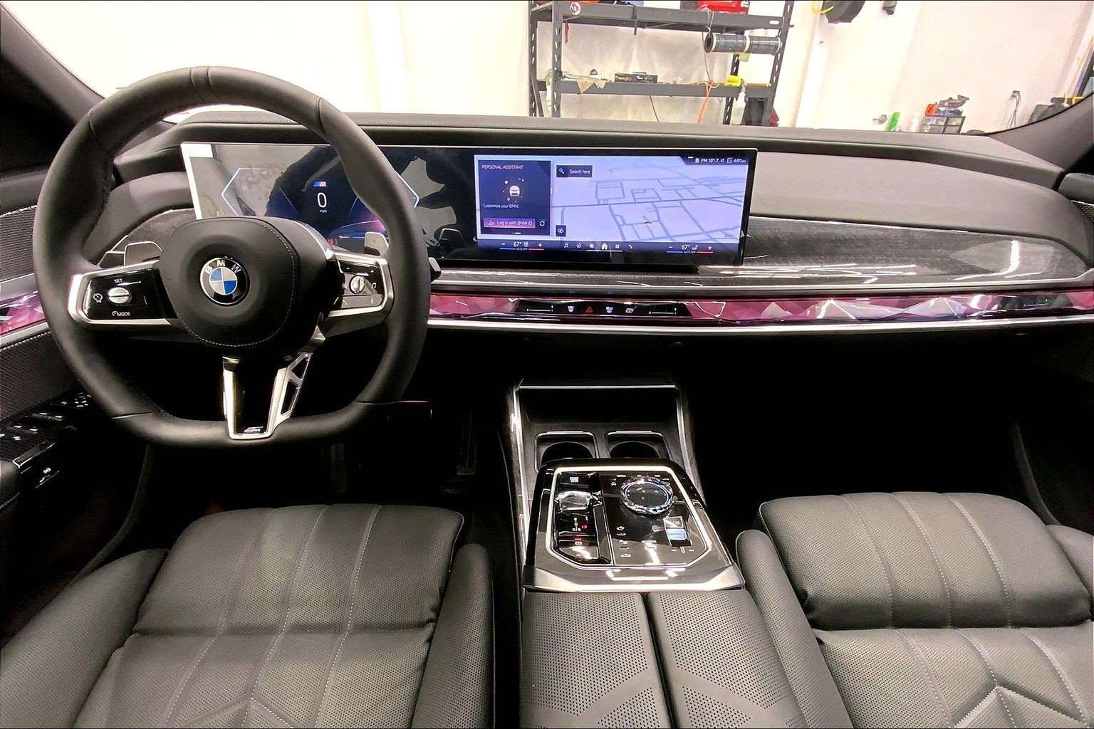 Used 2025 BMW 760i xDrive w/ Premium Package AWD/4WD image 12