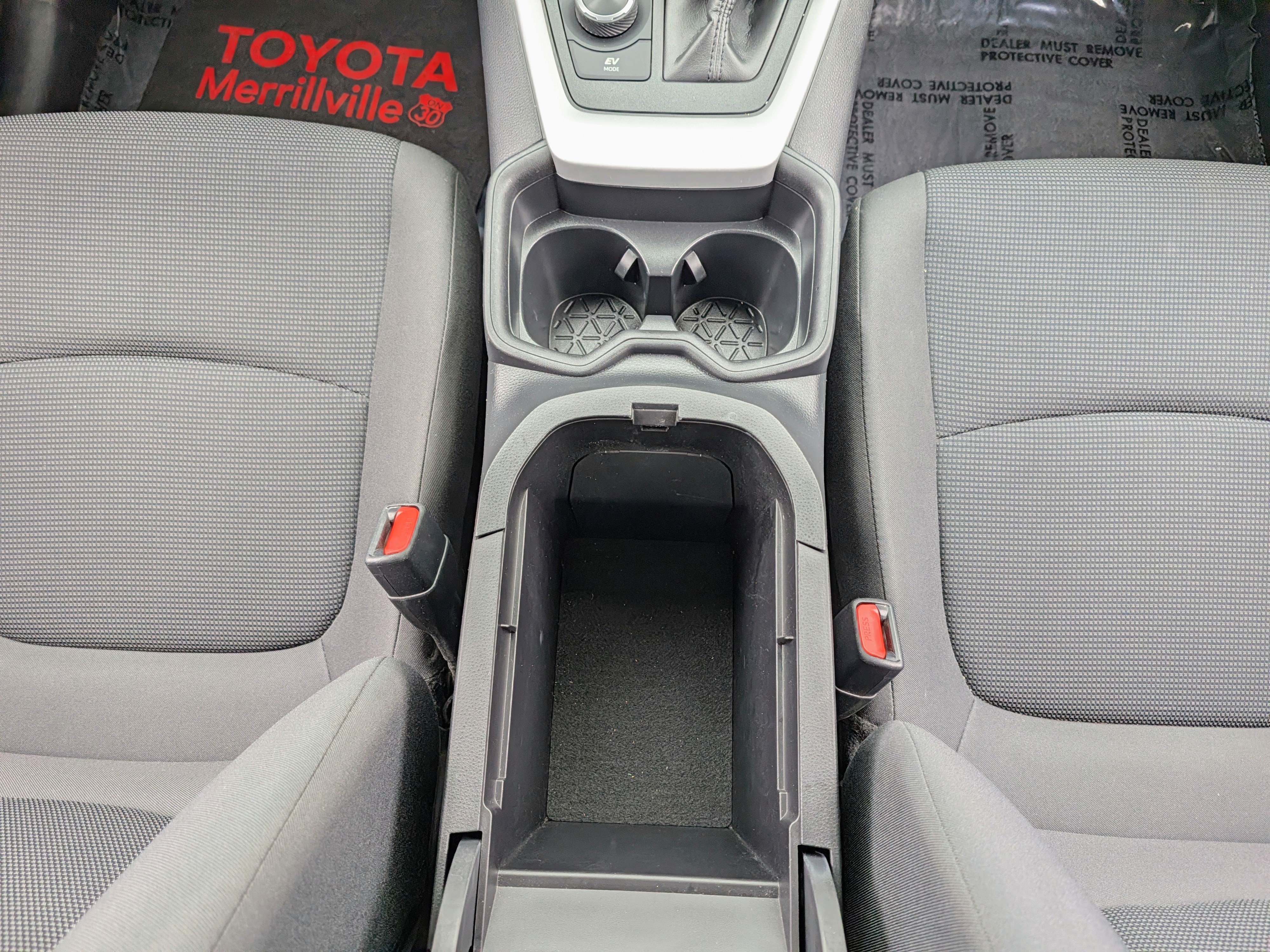 Used 2020 Toyota RAV4 LE w/ All Weather Liner Package AWD/4WD image 29