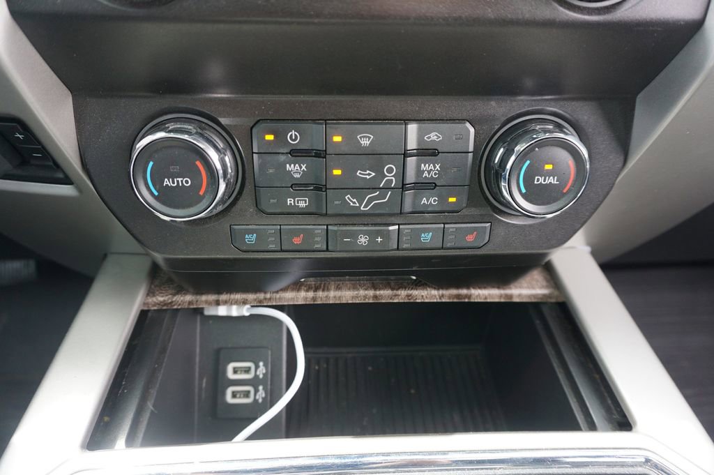 Used 2019 Ford F250 Lariat w/ Lariat Ultimate Package image 13