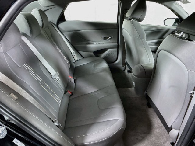 Certified 2025 Hyundai Elantra Hybrid FWD image 26