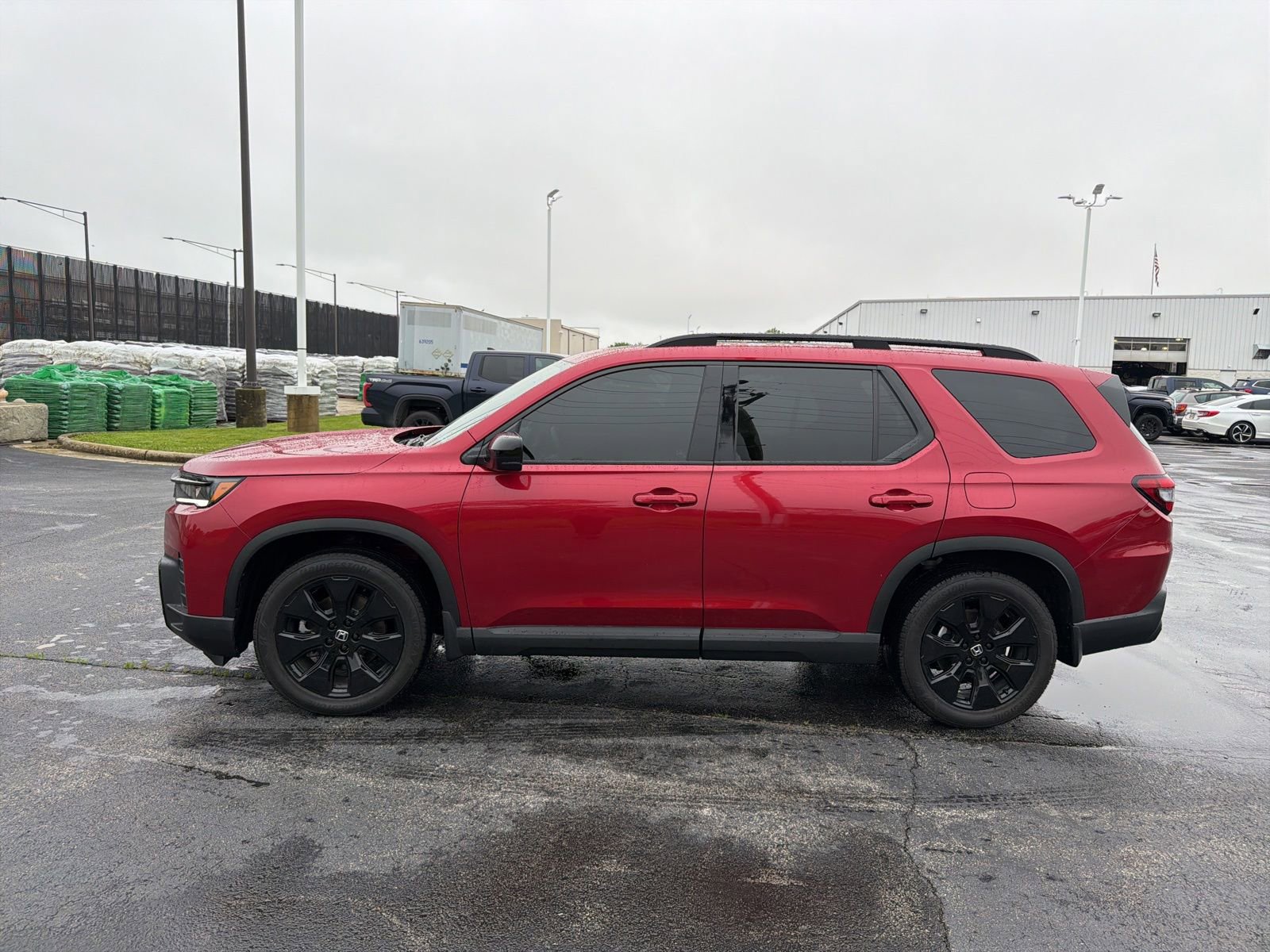 Used 2026 Honda Pilot Black Edition image 3