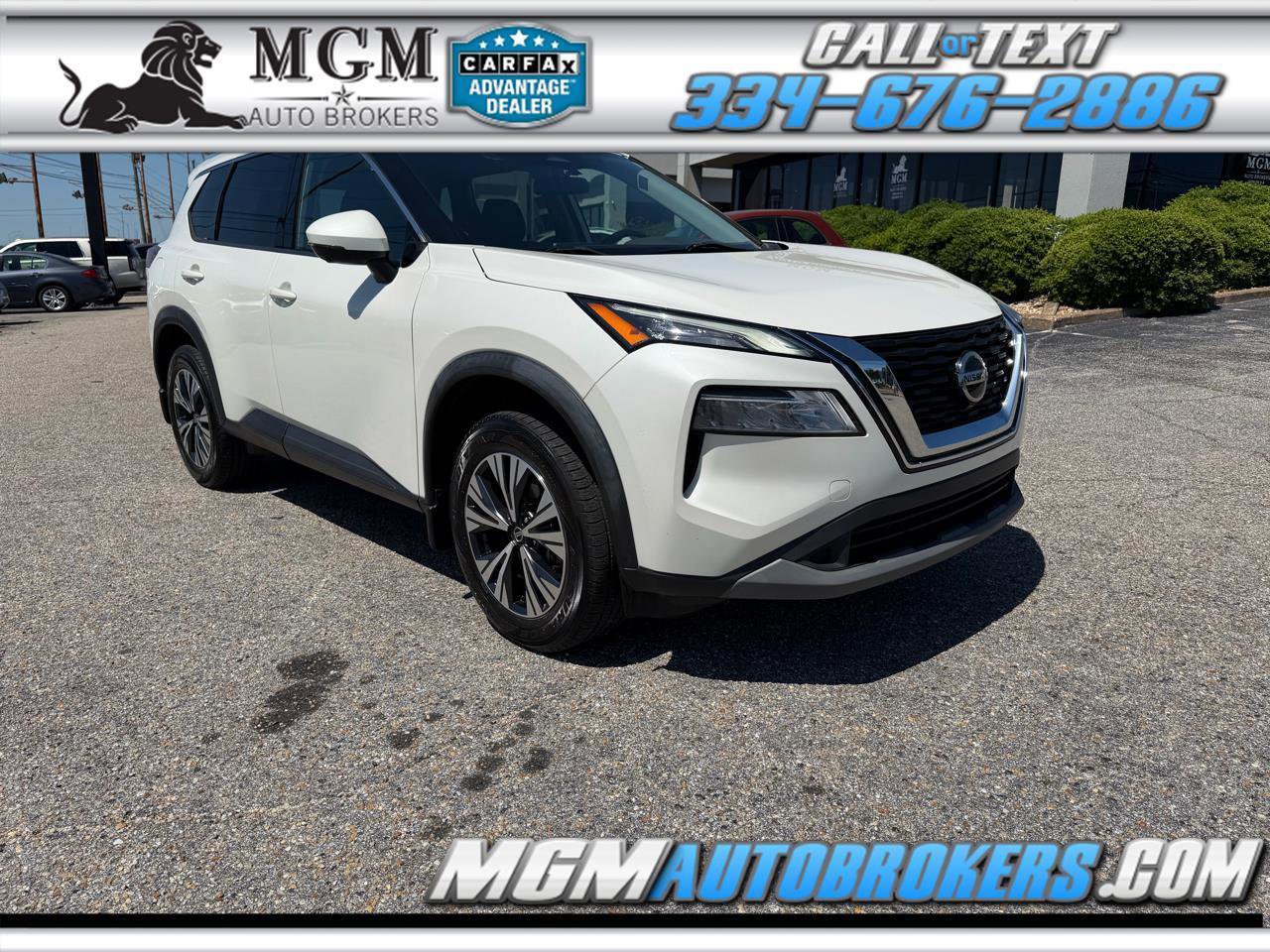 Used 2021 Nissan Rogue SV FWD image 1
