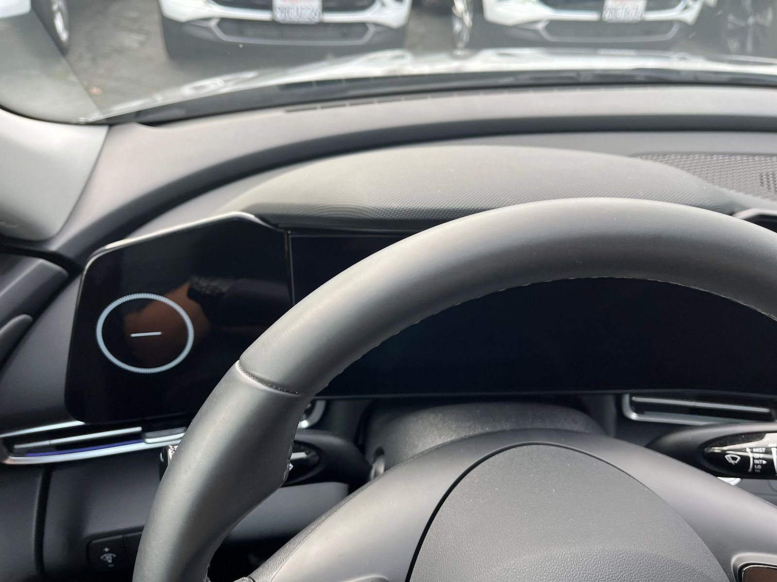 Used 2025 Hyundai Elantra Limited image 35