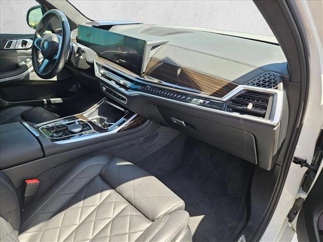 Certified 2024 BMW X7 xDrive40i w/ M Sport Package AWD/4WD image 20