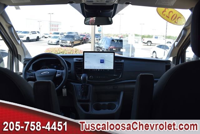 Used 2023 Ford Transit 350 XLT image 3