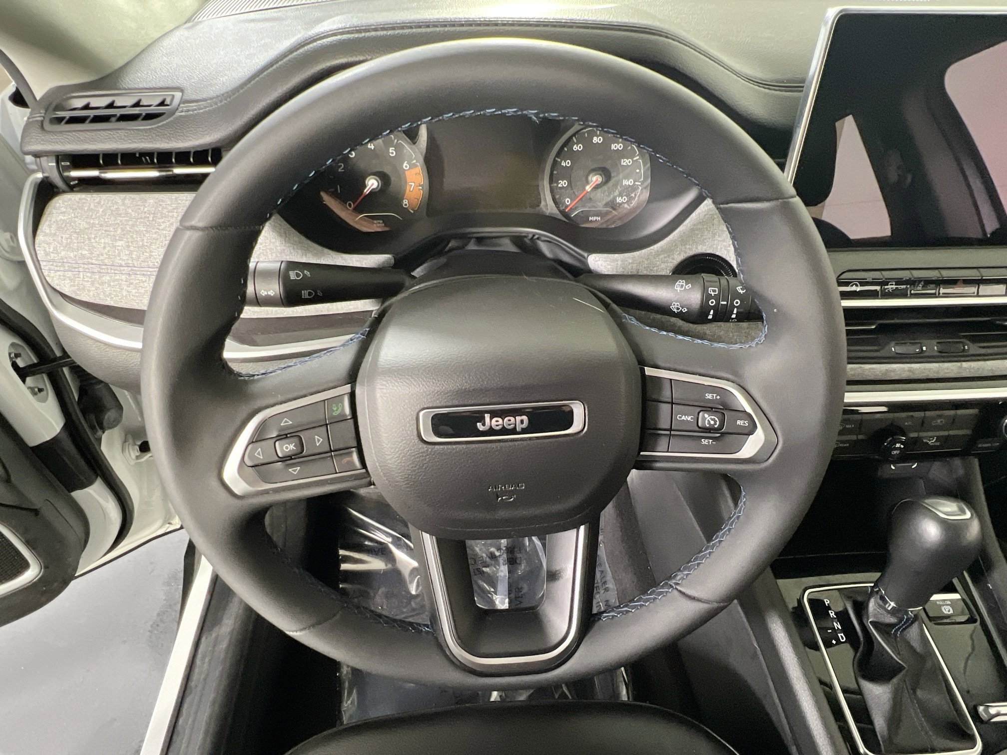 Used 2022 Jeep Compass Latitude image 11